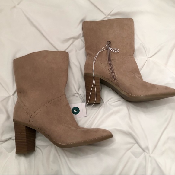 NWT Universal Thread Mid-Calf Taupe “Elaine” Boot - Picture 9 of 11